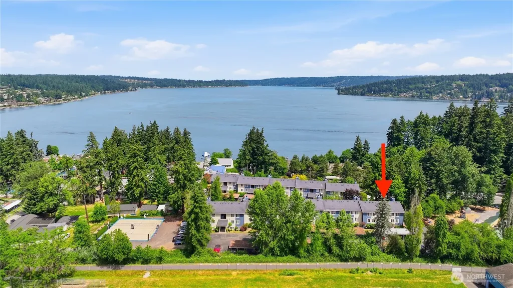 4189 W Lake Sammimish Parkway SE Bellevue WA 98008