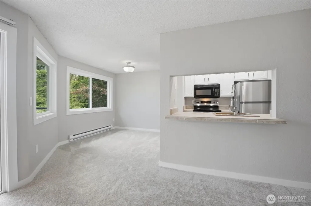 4189 W Lake Sammimish Parkway SE Bellevue WA 98008