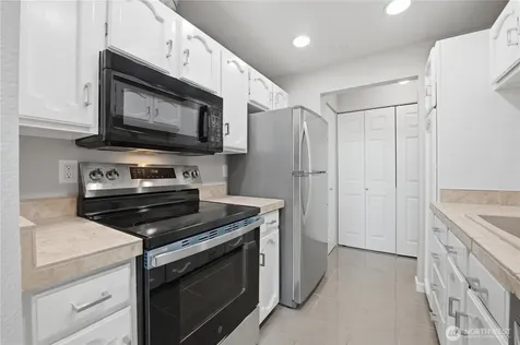 4189 W Lake Sammimish Parkway SE Bellevue WA 98008