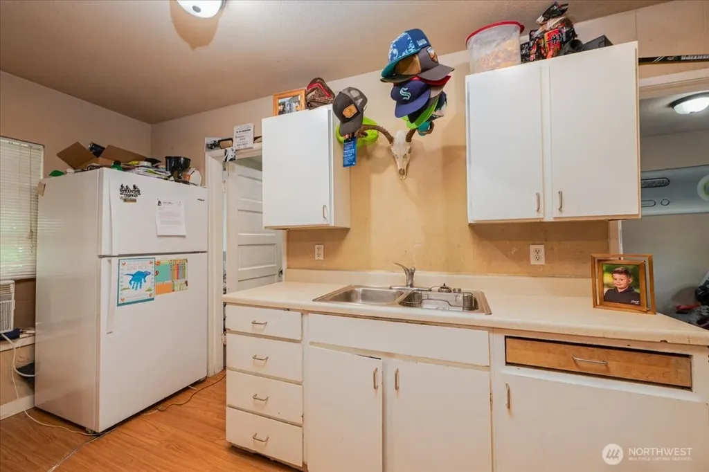 1931 Mcdougall Avenue Everett WA 98201