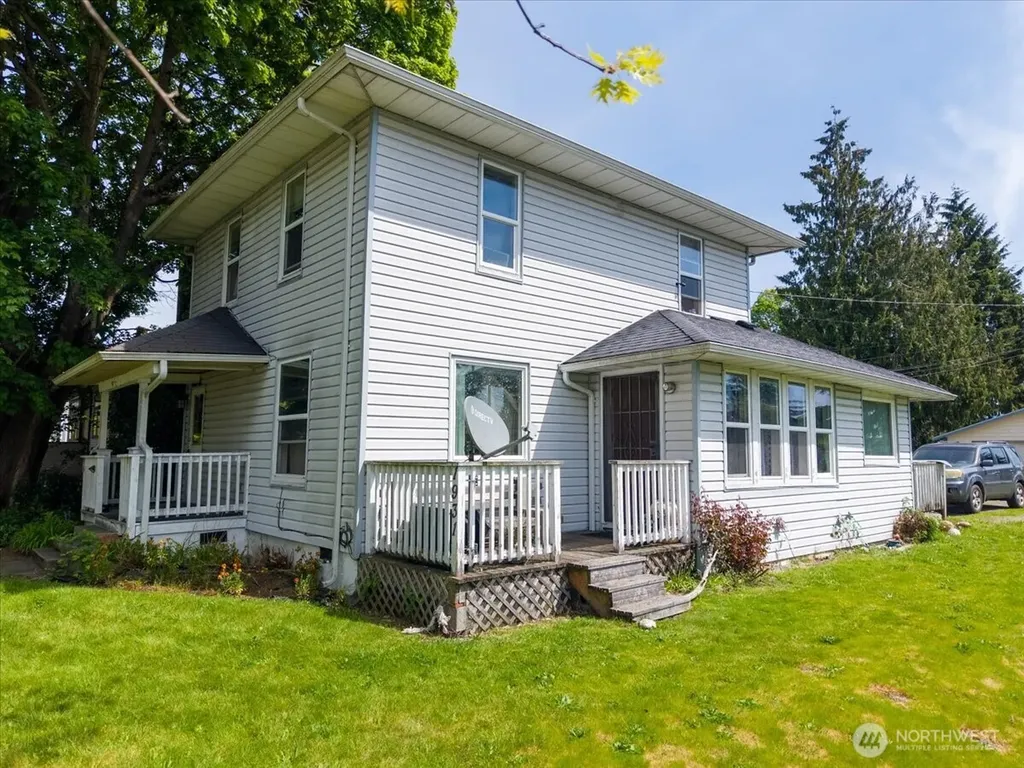 1931 Mcdougall Avenue Everett WA 98201