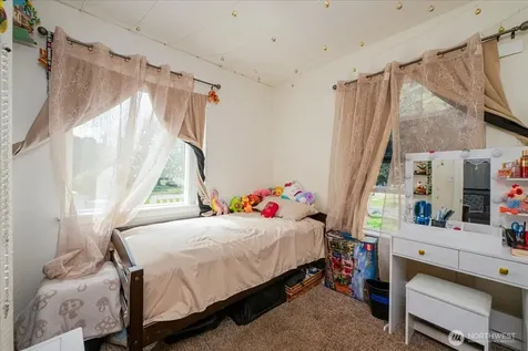 1931 Mcdougall Avenue Everett WA 98201