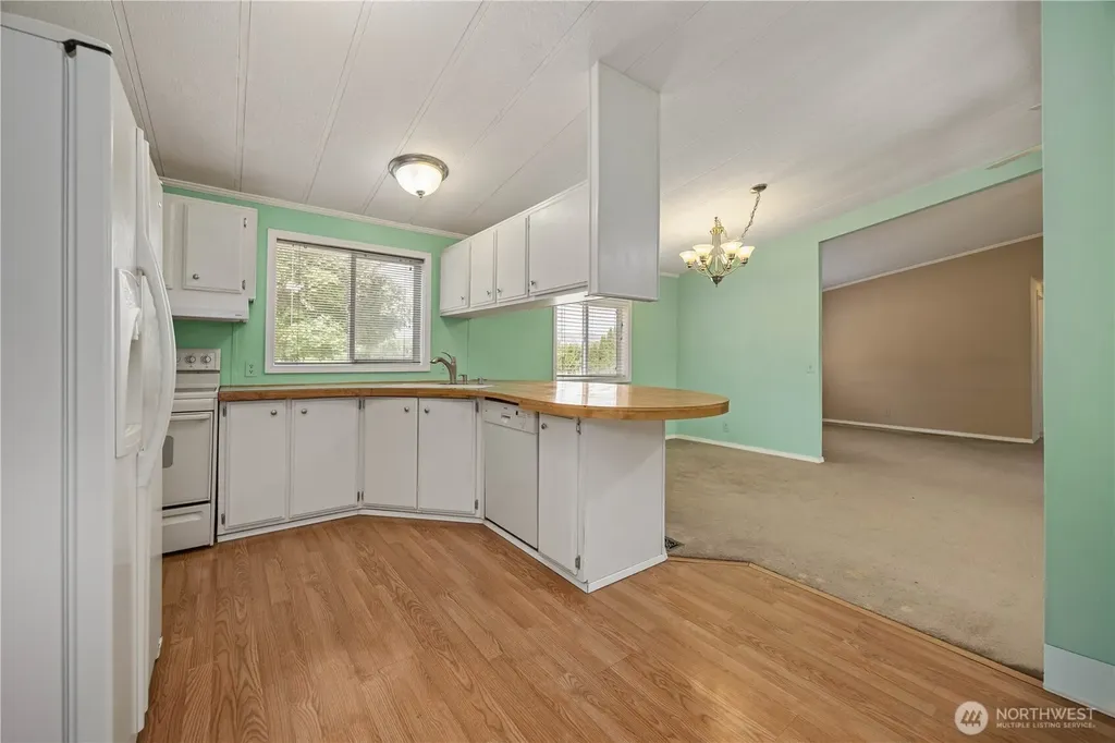 27 Buckingham Alley Brewster WA 98812