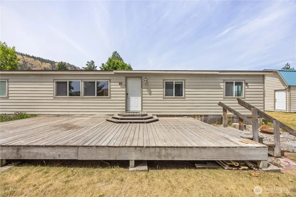 27 Buckingham Alley Brewster WA 98812