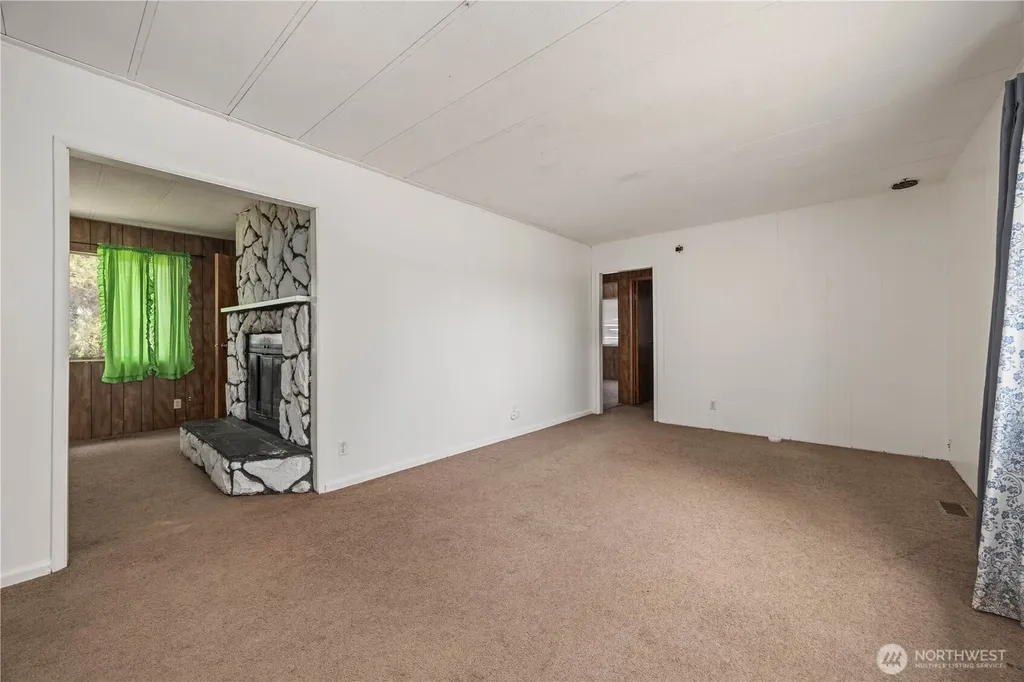 27 Buckingham Alley Brewster WA 98812