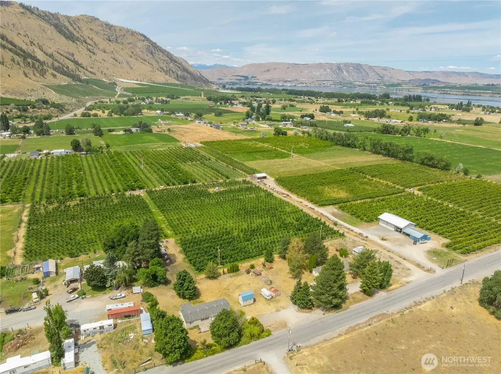27 Buckingham Alley Brewster WA 98812