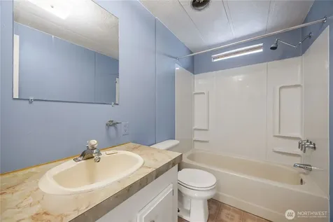 27 Buckingham Alley Brewster WA 98812
