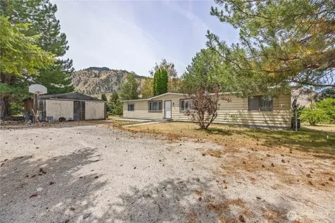 27 Buckingham Alley Brewster WA 98812