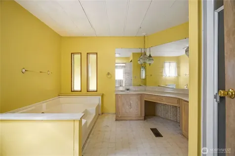 27 Buckingham Alley Brewster WA 98812