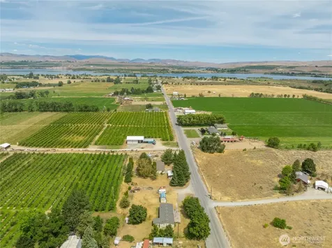 27 Buckingham Alley Brewster WA 98812