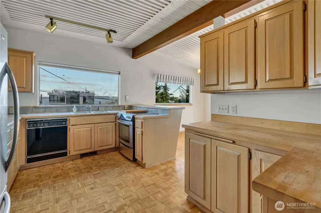 3532 SW 171st Street Burien WA 98166
