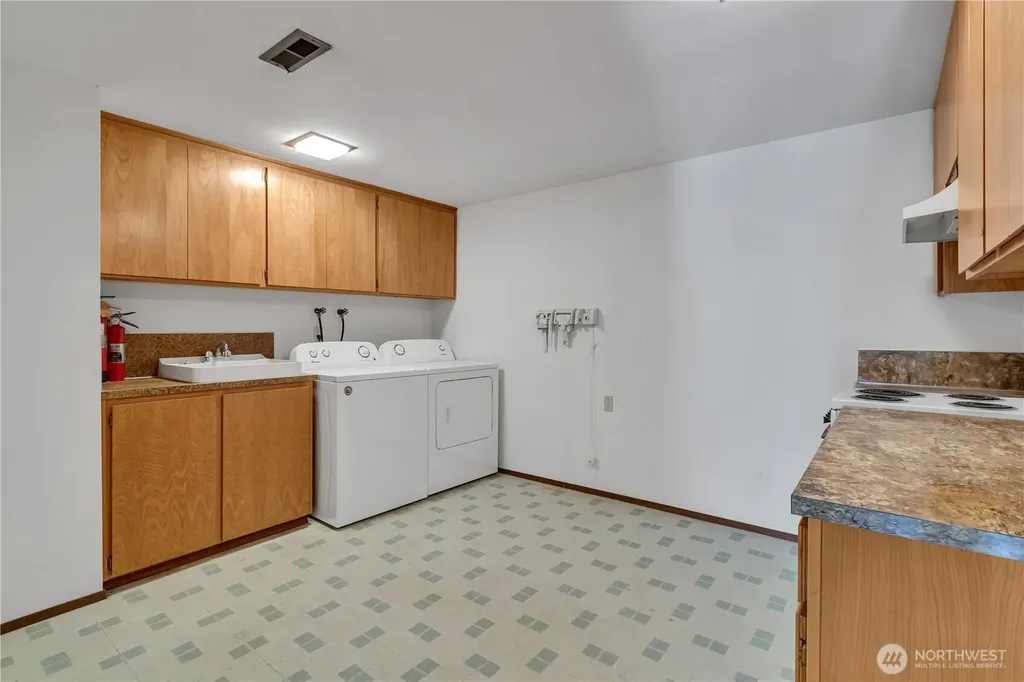 3532 SW 171st Street Burien WA 98166