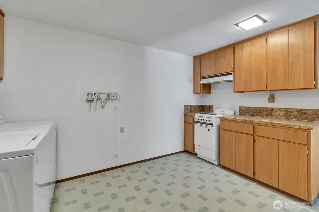 3532 SW 171st Street Burien WA 98166