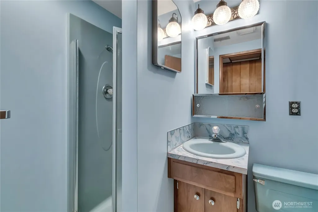 3532 SW 171st Street Burien WA 98166