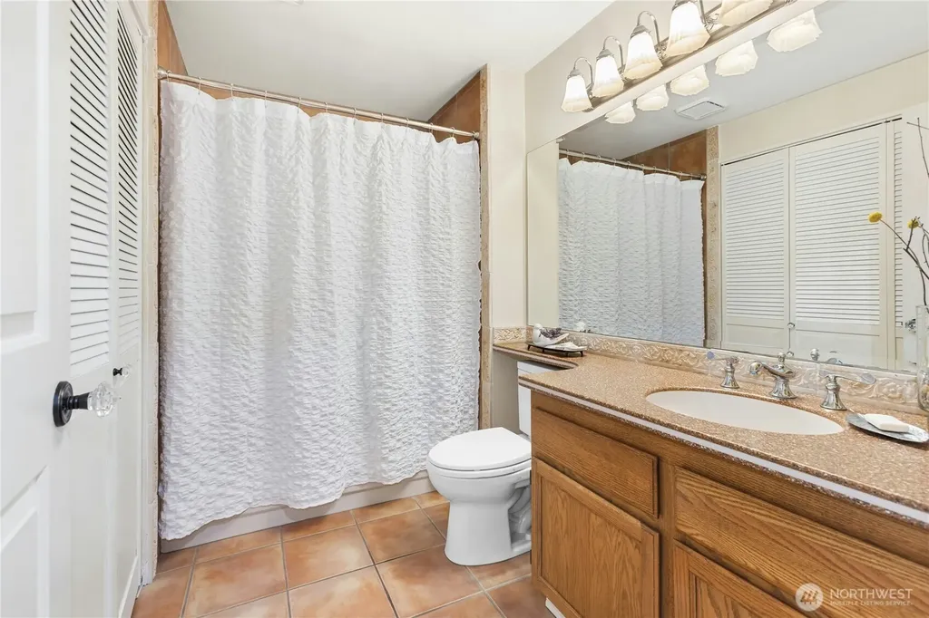 24311 SE 41st Place Sammamish WA 98029