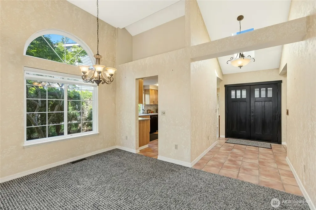 24311 SE 41st Place Sammamish WA 98029