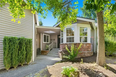 24311 SE 41st Place Sammamish WA 98029