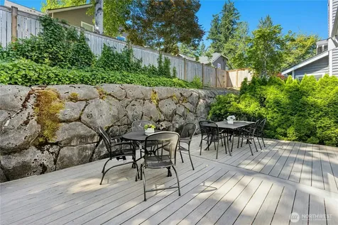 24311 SE 41st Place Sammamish WA 98029