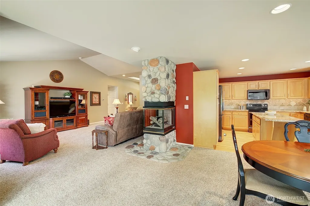 9014 192nd Street SE Snohomish WA 98296
