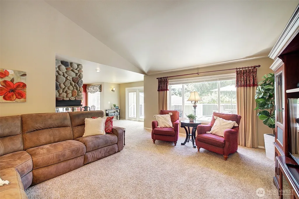 9014 192nd Street SE Snohomish WA 98296