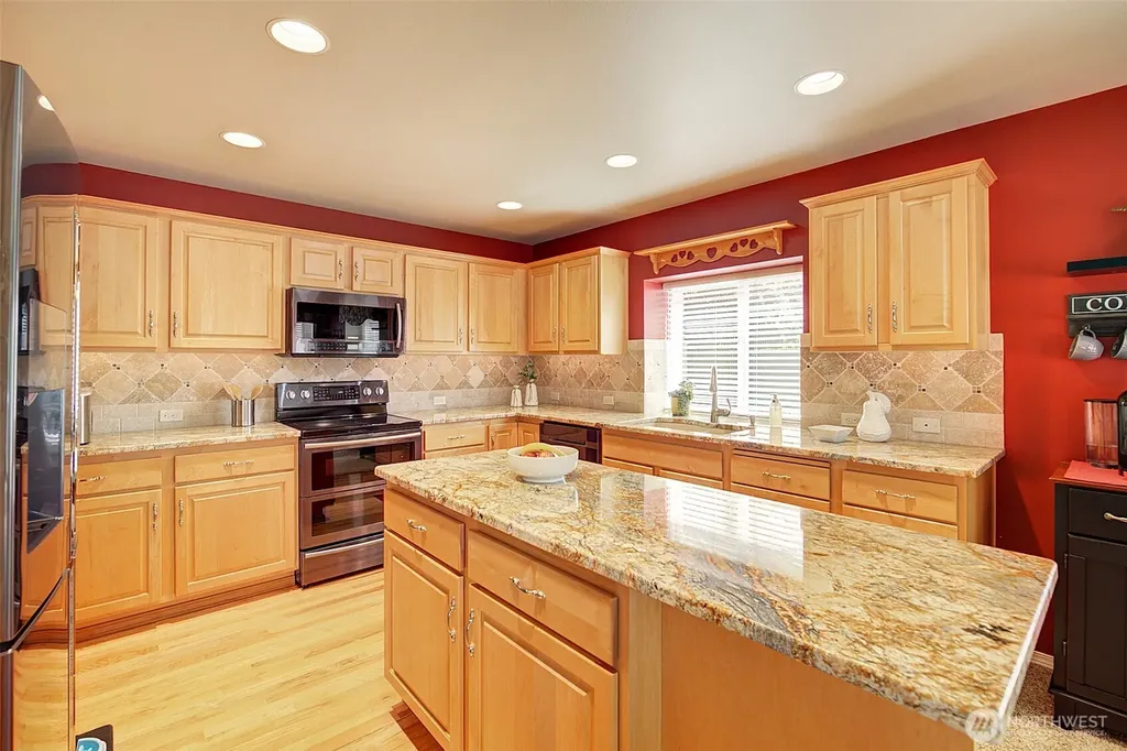 9014 192nd Street SE Snohomish WA 98296