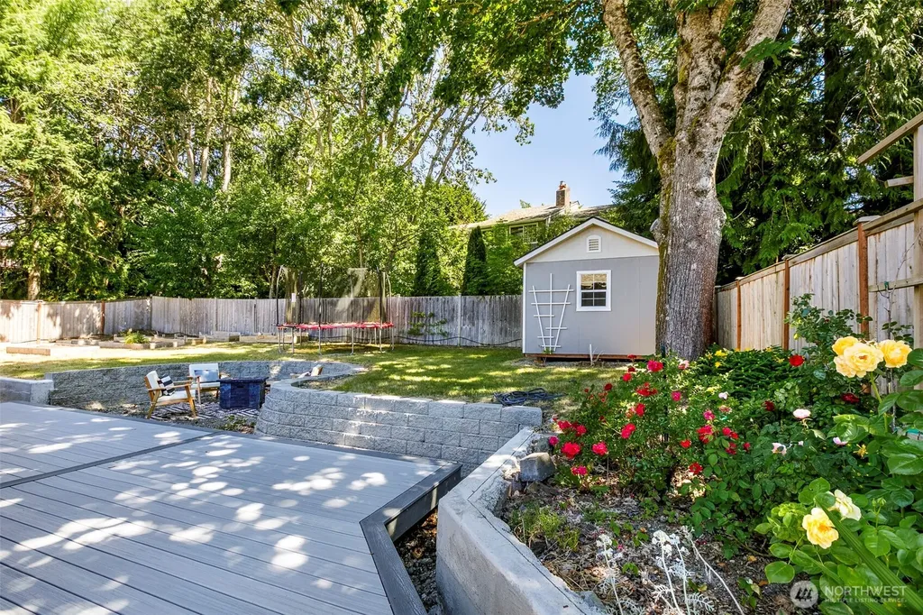 105 Lila Street Steilacoom WA 98388
