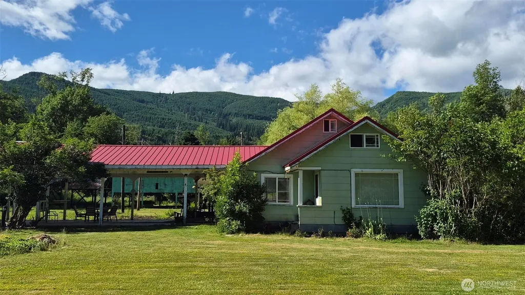 133 Frost Creek Road Glenoma WA 98336