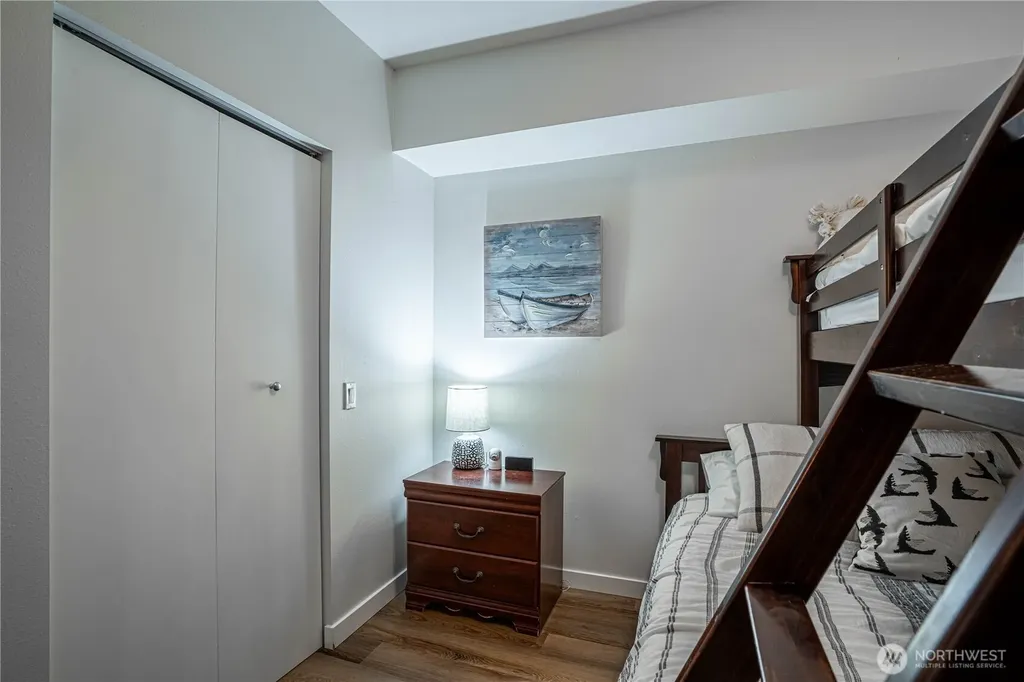 2220 W Woodin Avenue Chelan WA 98816