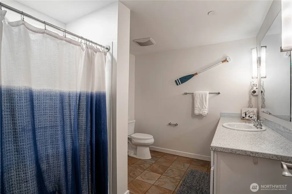 2220 W Woodin Avenue Chelan WA 98816