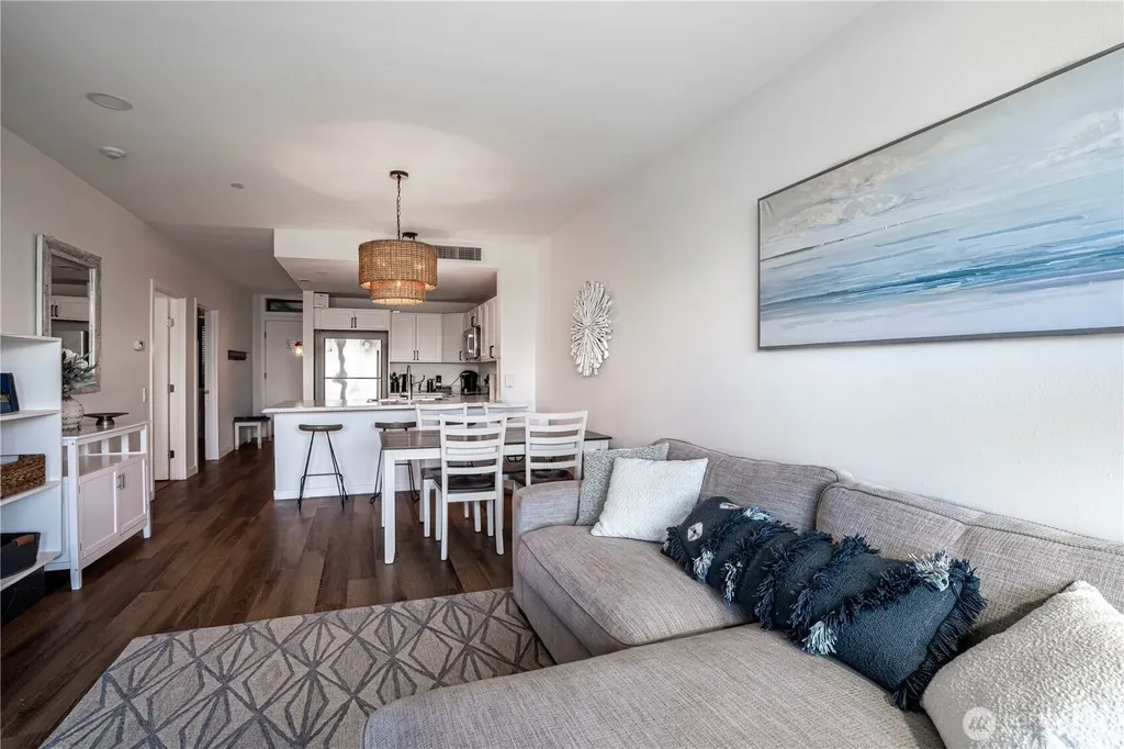 2220 W Woodin Avenue Chelan WA 98816