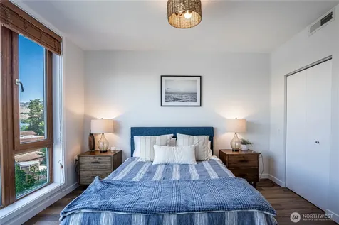 2220 W Woodin Avenue Chelan WA 98816