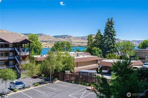 2220 W Woodin Avenue Chelan WA 98816