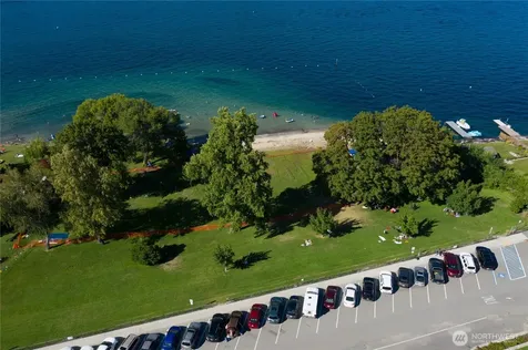 2220 W Woodin Avenue Chelan WA 98816