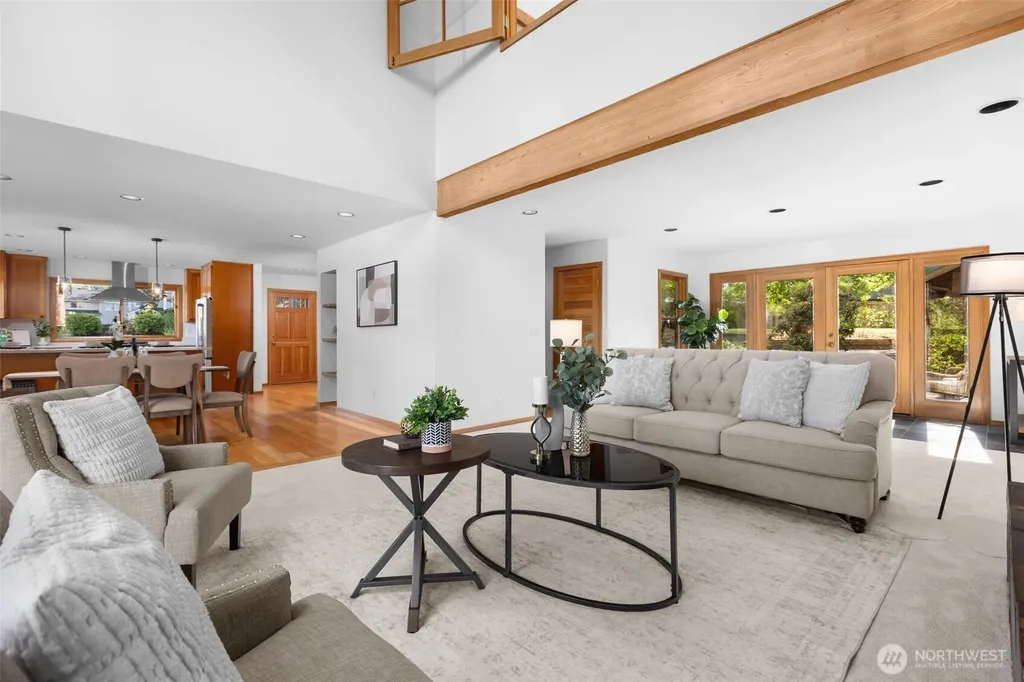 7321 152nd Avenue NE Redmond WA 98052