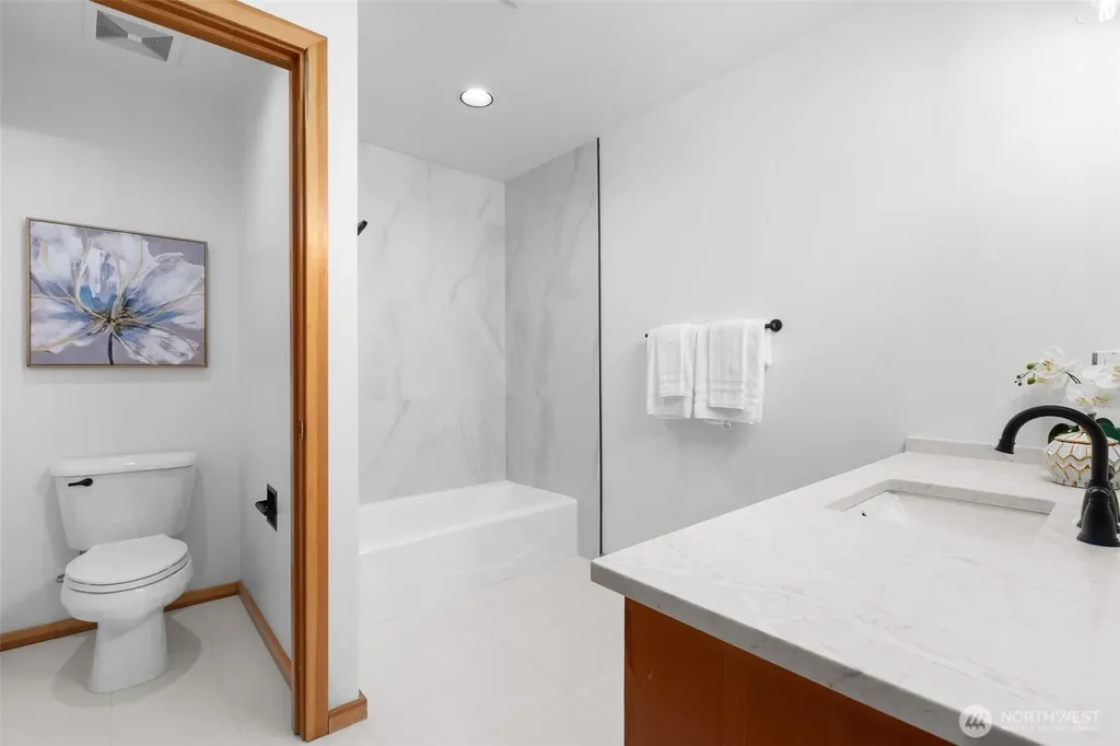 7321 152nd Avenue NE Redmond WA 98052