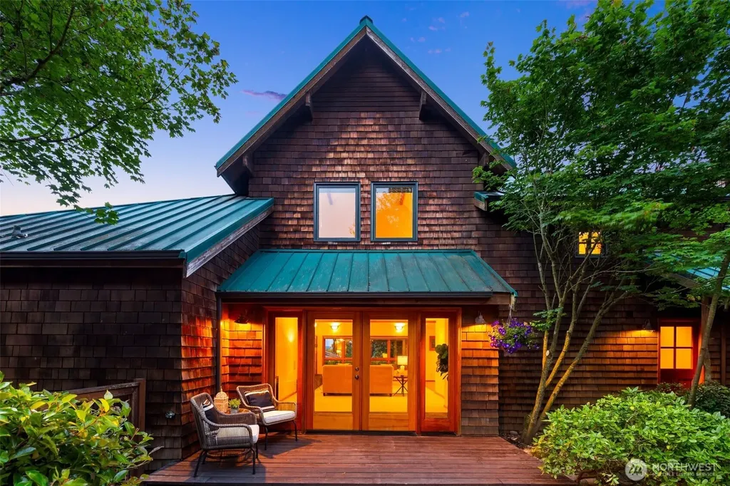 7321 152nd Avenue NE Redmond WA 98052