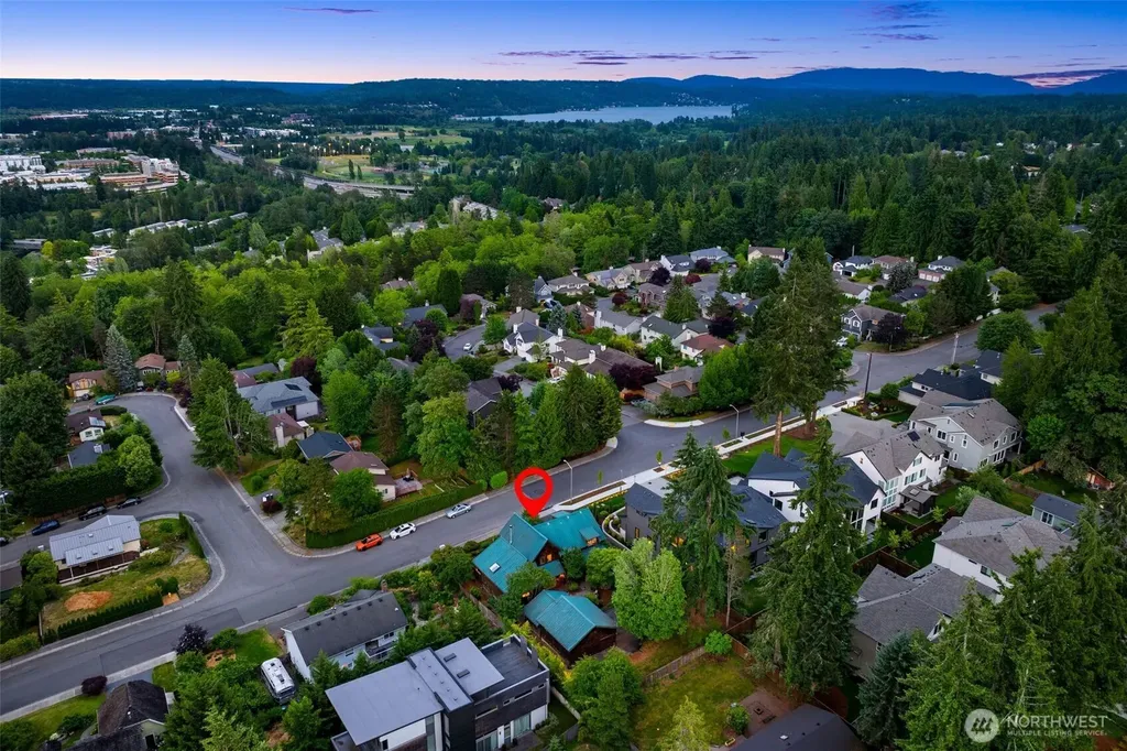 7321 152nd Avenue NE Redmond WA 98052