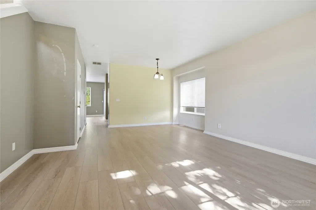 13009 12th Avenue E Tacoma WA 98445