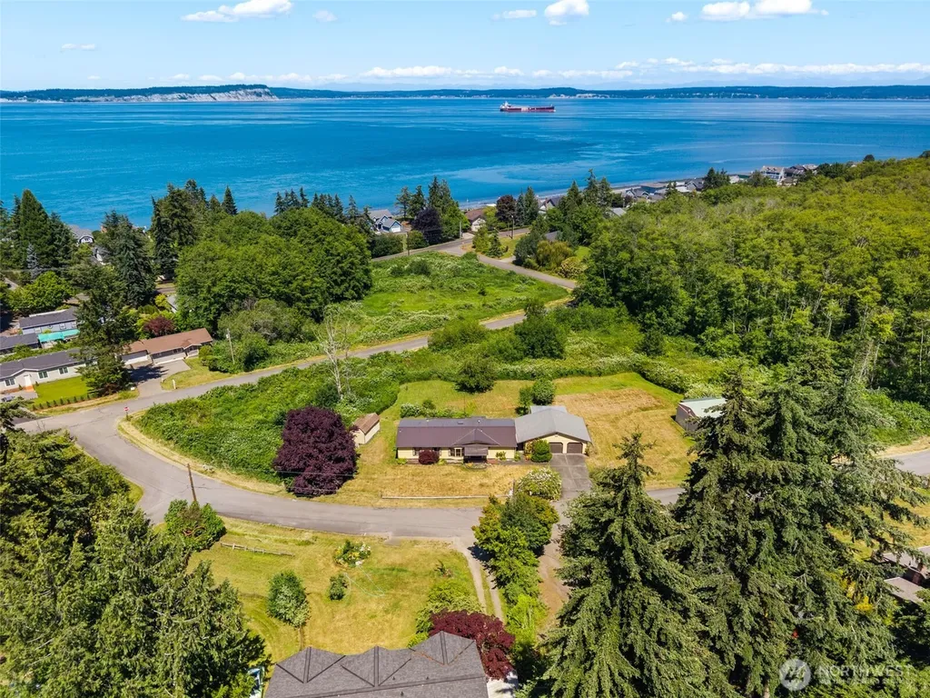39058 Shoreview Drive NE Hansville WA 98340
