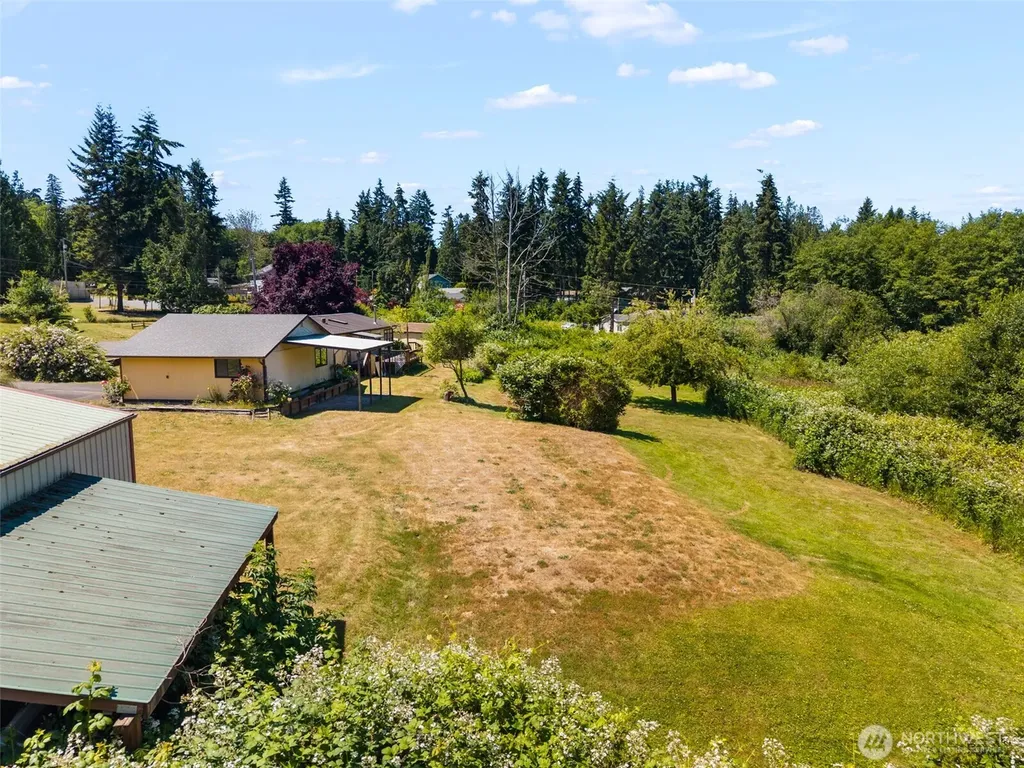 39058 Shoreview Drive NE Hansville WA 98340