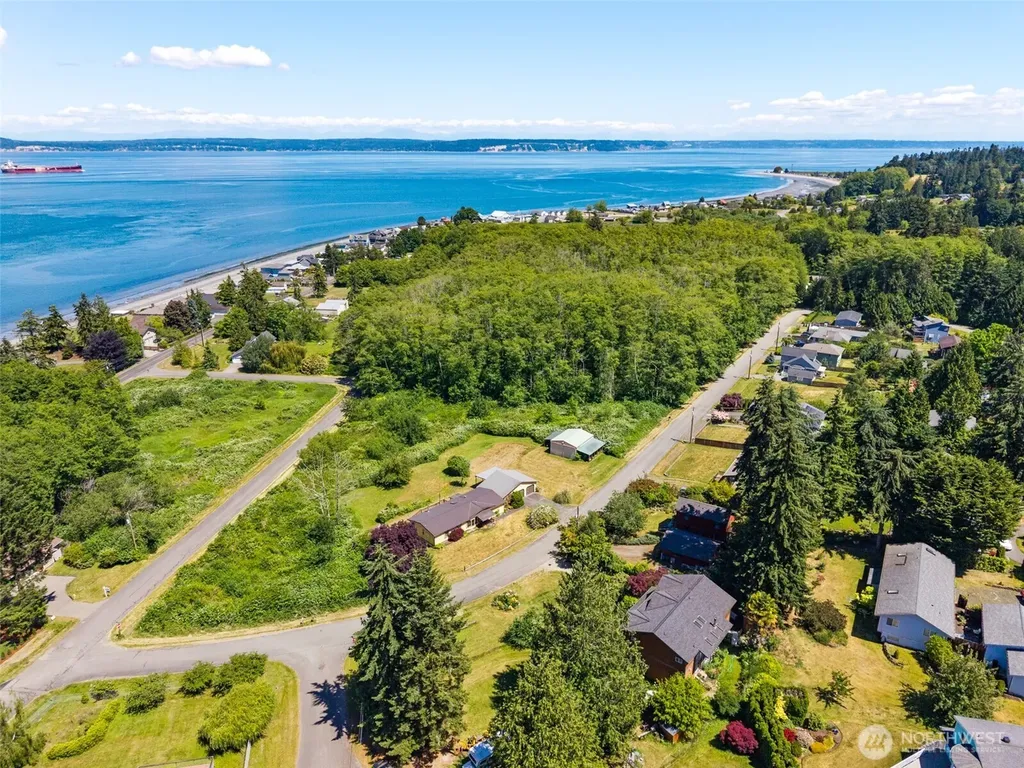 39058 Shoreview Drive NE Hansville WA 98340