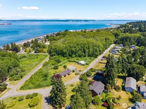 39058 Shoreview Drive NE Hansville WA 98340