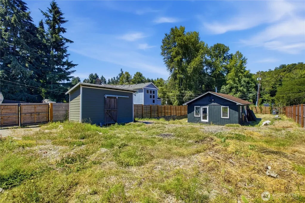 11410 8th Avenue S Burien WA 98168