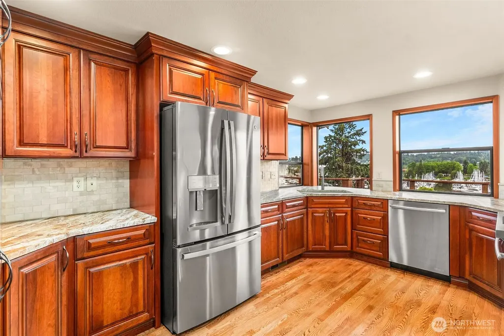 812 San Francisco Avenue NE Olympia WA 98506