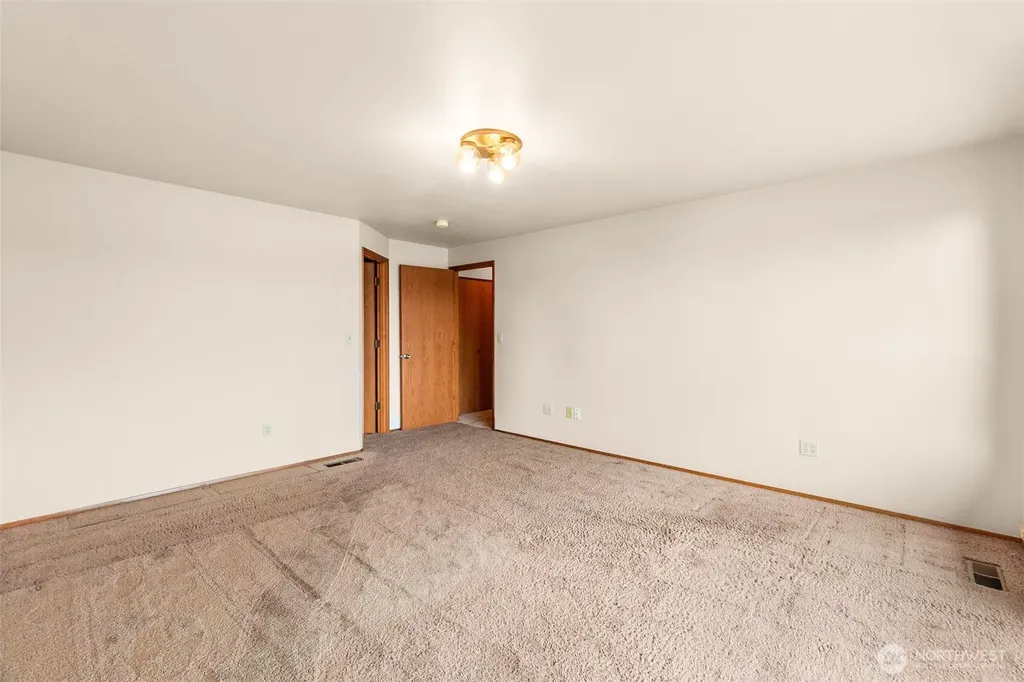 812 San Francisco Avenue NE Olympia WA 98506