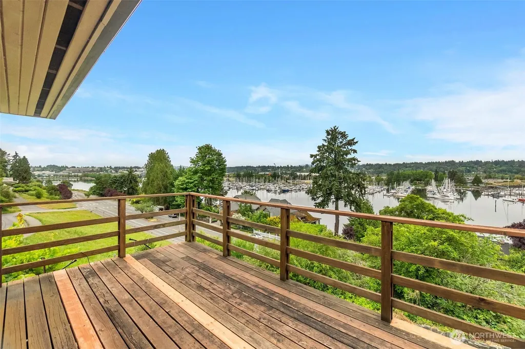 812 San Francisco Avenue NE Olympia WA 98506