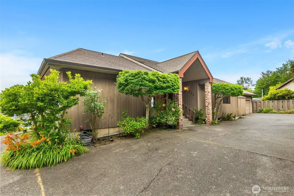 812 San Francisco Avenue NE Olympia WA 98506
