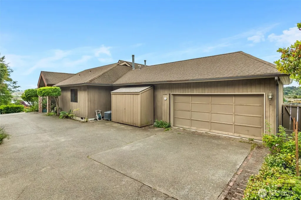 812 San Francisco Avenue NE Olympia WA 98506