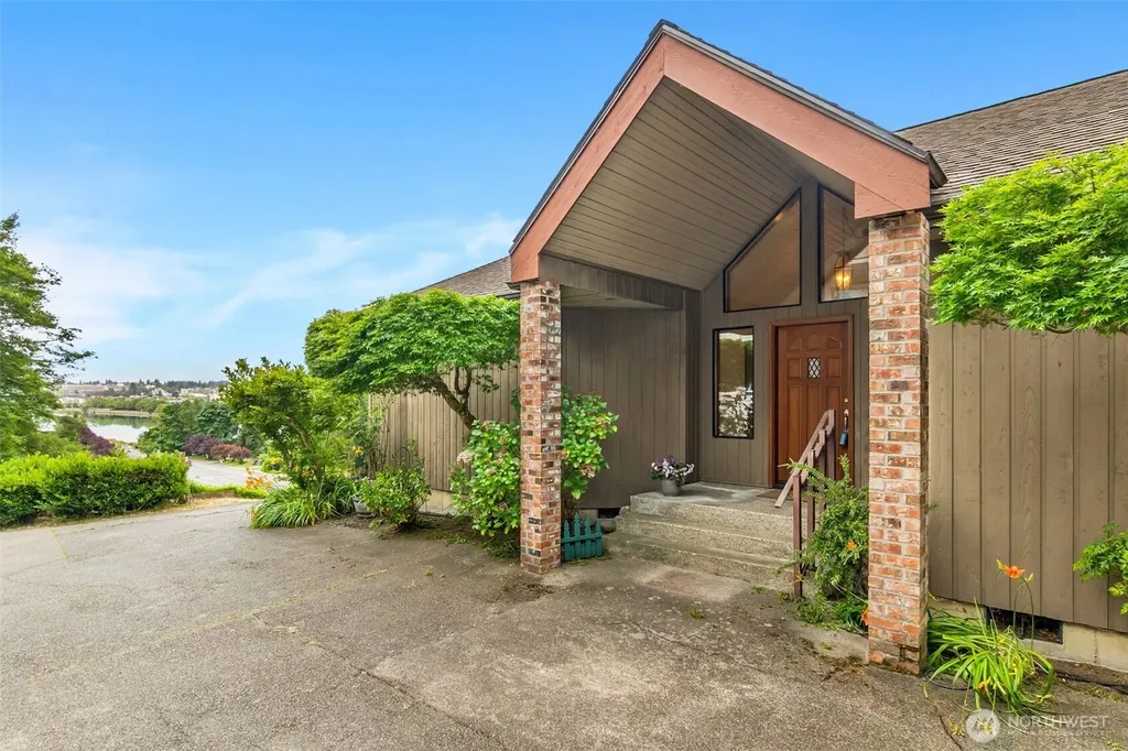 812 San Francisco Avenue NE Olympia WA 98506