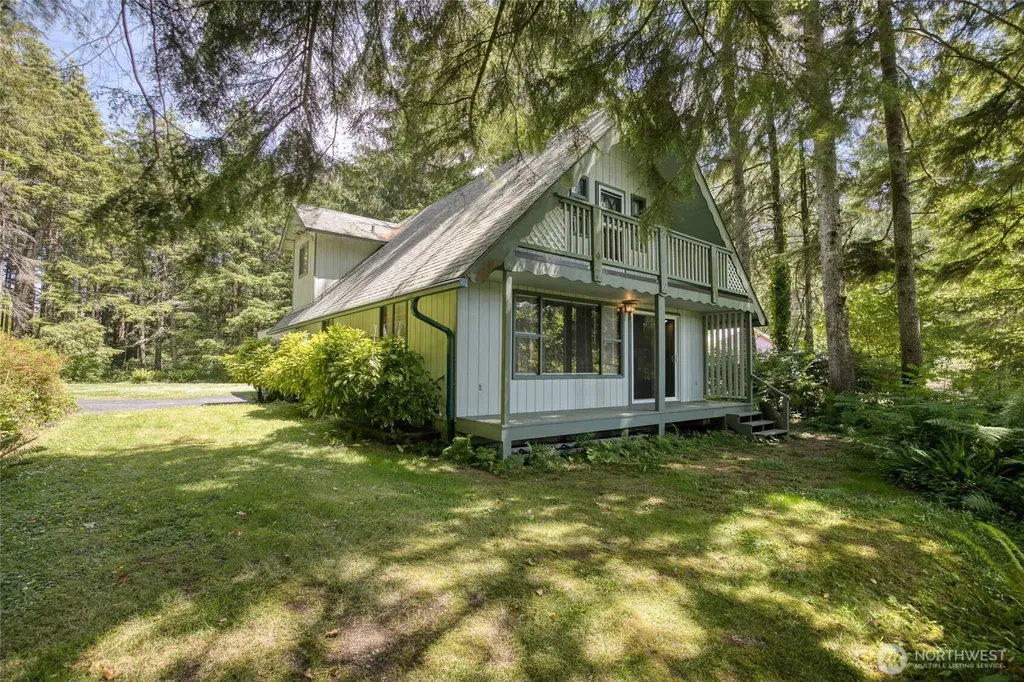 2782 State Route 109 Ocean Shores WA 98569